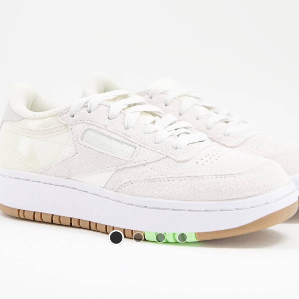 Women’s Reebok Sneakers - Picture 5 of 5
